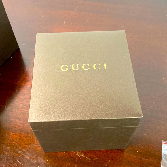 Gucci Accessories - Gucci box